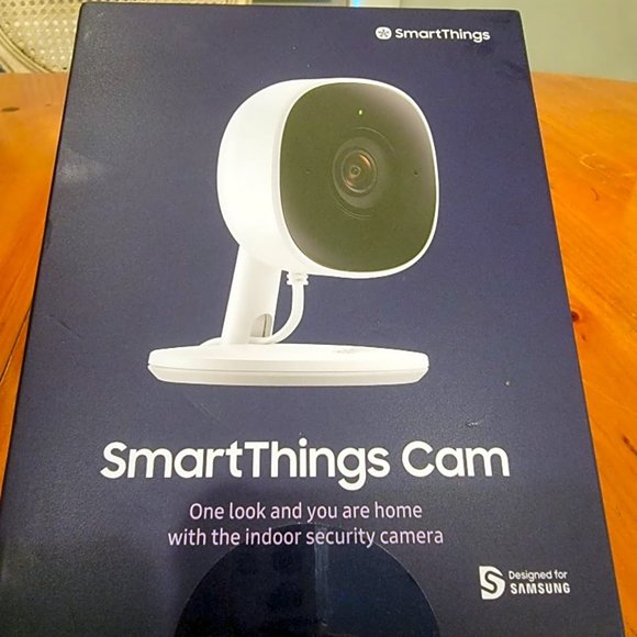 Samsung SmartThings Cam Indoor Security Camera RC8335PRO - New - Picture 1 of 8